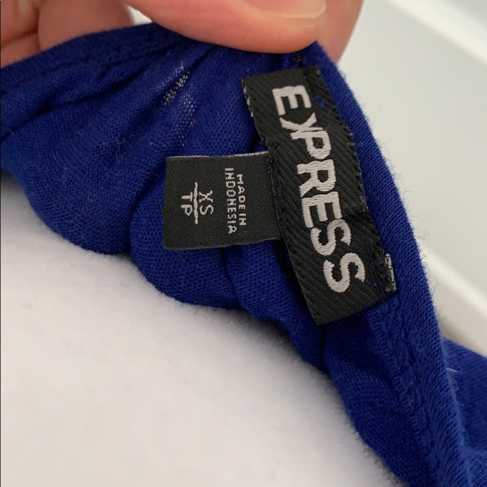 Express Tee XS - Picture 3 of 3